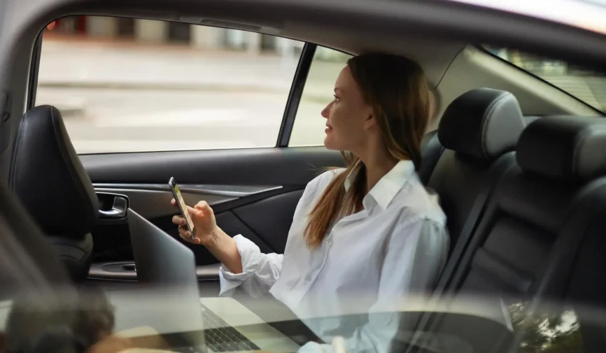 corporate-travel-1 corporate-travel-1